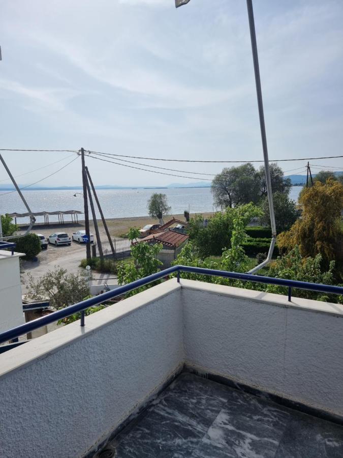 To Kyma Aparthotel Amarynthos Exteriör bild