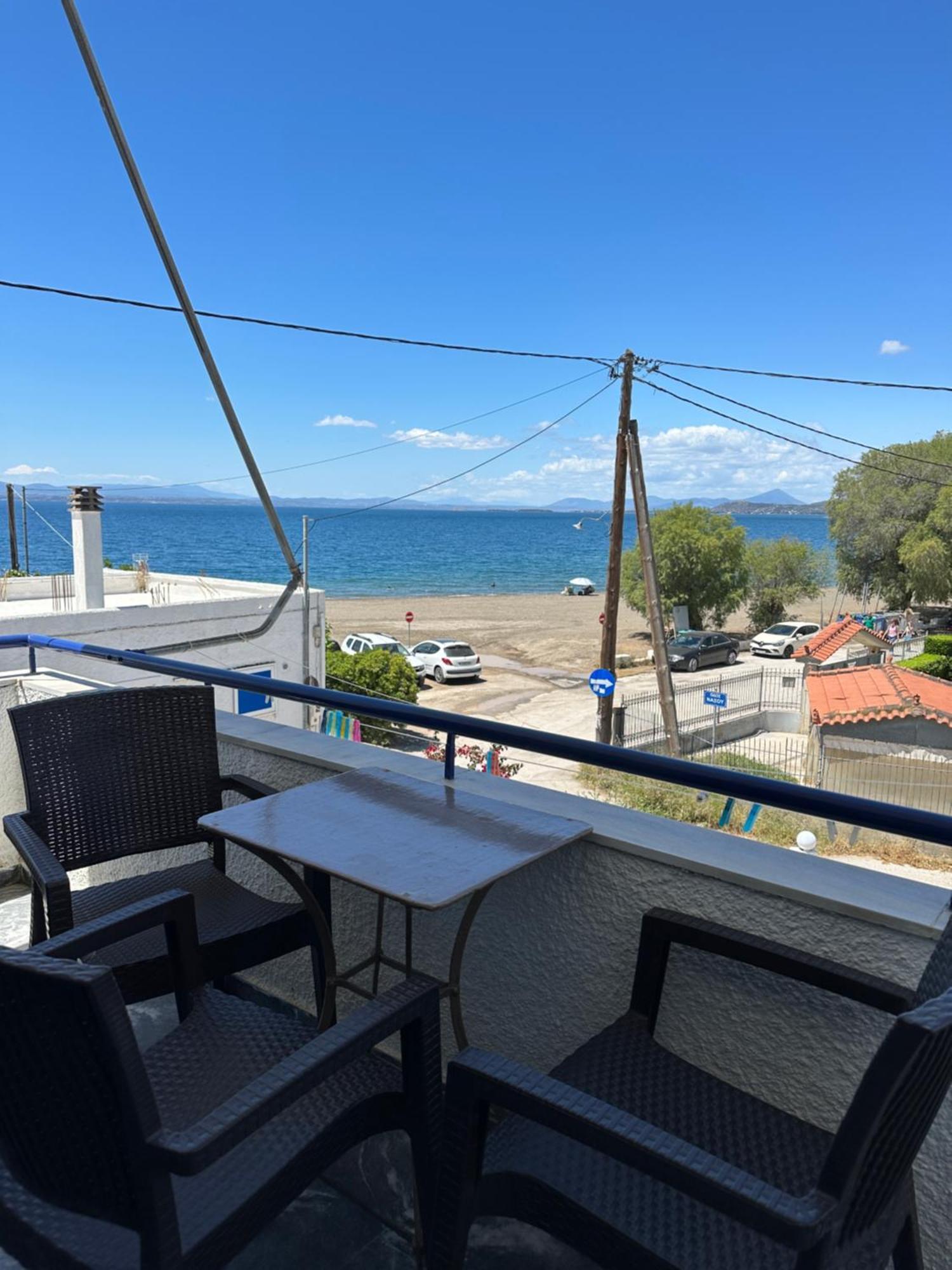 To Kyma Aparthotel Amarynthos Exteriör bild